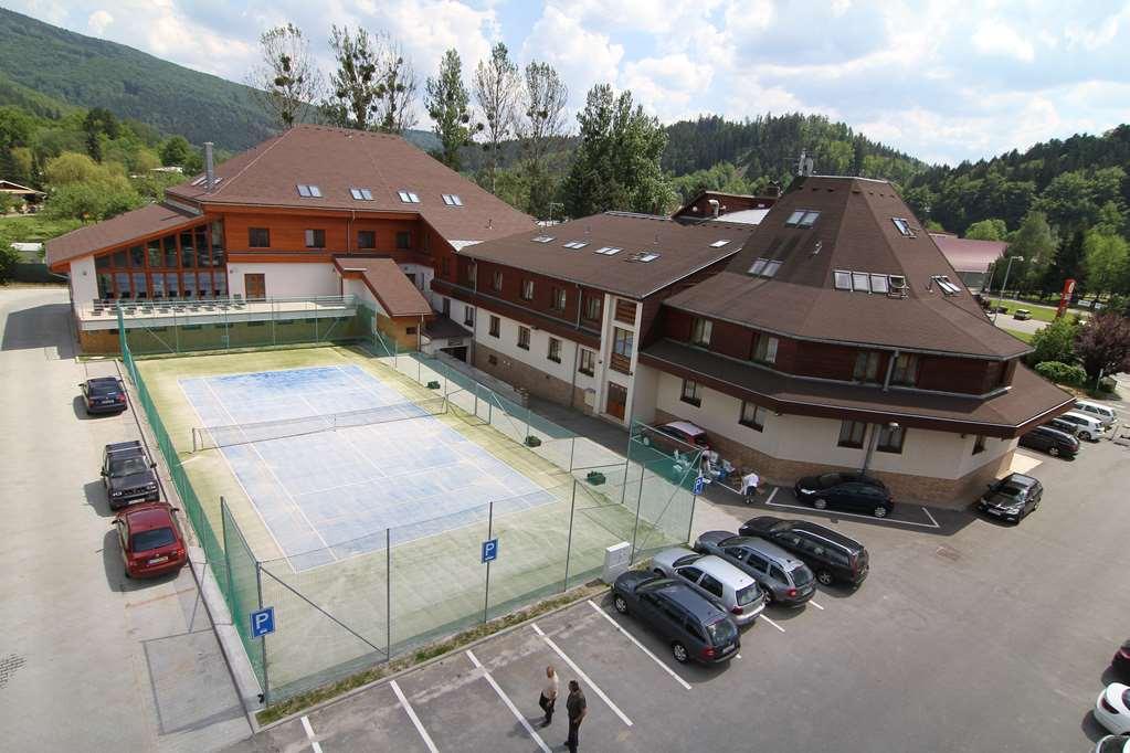 Hotel Horal Rožnov pod Radhoštěm Exterior foto