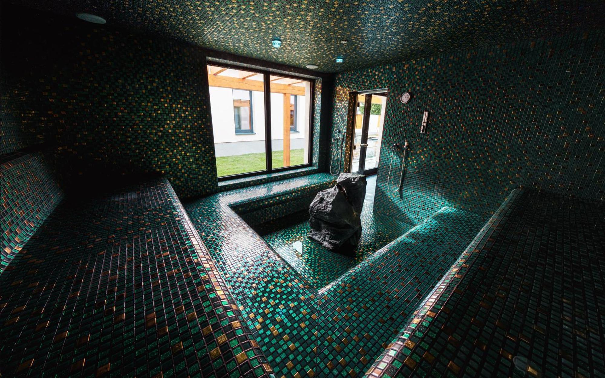 Hotel Horal Rožnov pod Radhoštěm Exterior foto